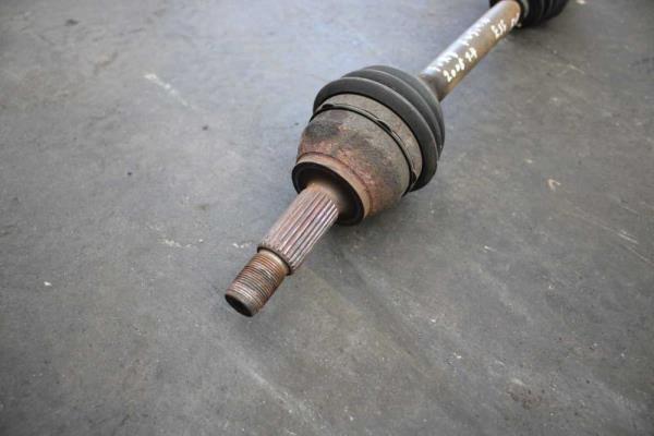 CARDAN GAUCHE FORD FUSION 1.4/ 1.6 ESSENCE 2002-2012 - Vue 2